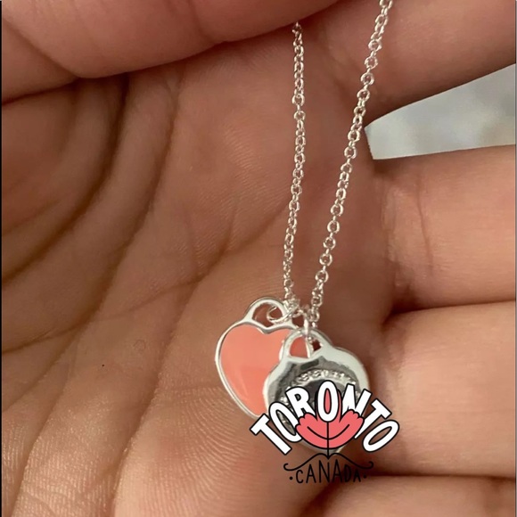 Brand New In Packaging Heart Sliver Necklace! - Picture 1 of 4